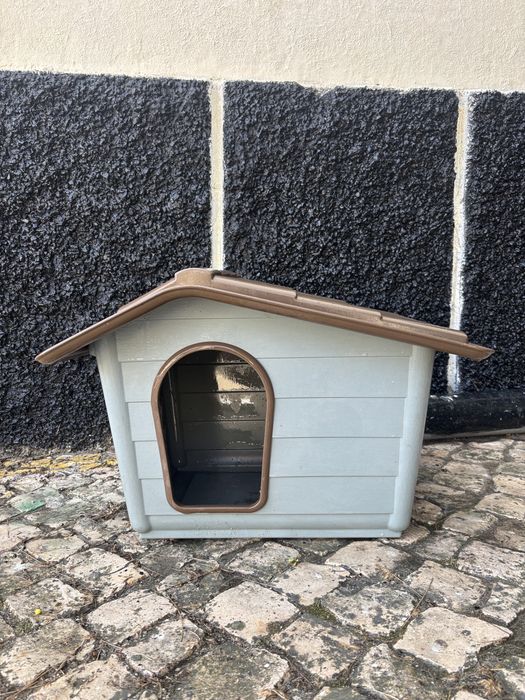 Casota pequena para cão