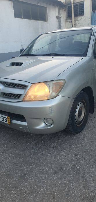 oyota Hilux 2.4 D-4D Cabine Dupla (5 Lugares) – 2008 – Nacional