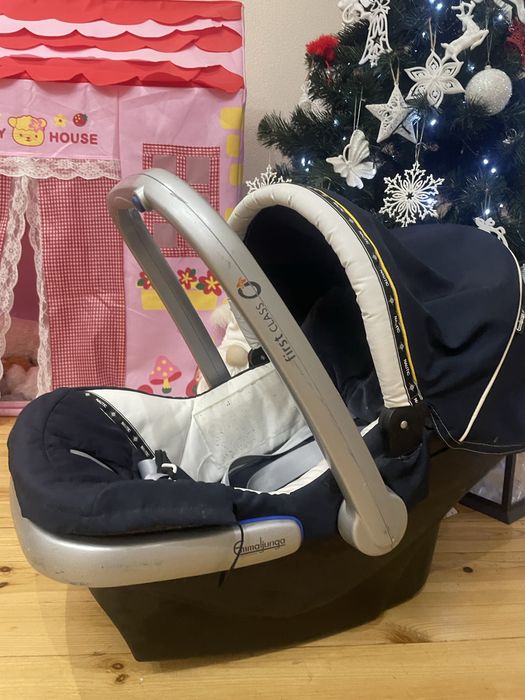 Продам дитяче автокрісло