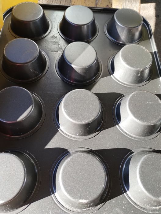 Продам металлические формы для кексов из хлебопечки