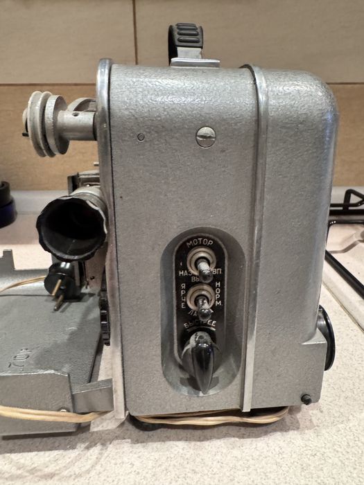 Кінокамера Лада