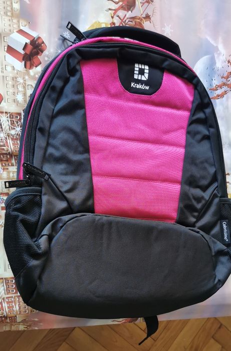 Plecak mieszczący A4