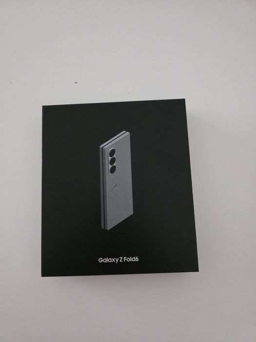 Samsung fold 6 impecavel com garantia do mes 05 de 2025