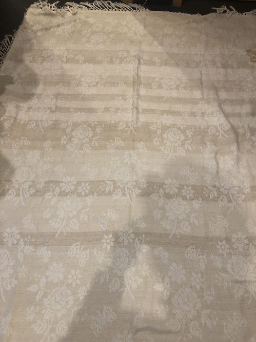 Lindissima colcha 2,20 x1,60 em linho feito no tear