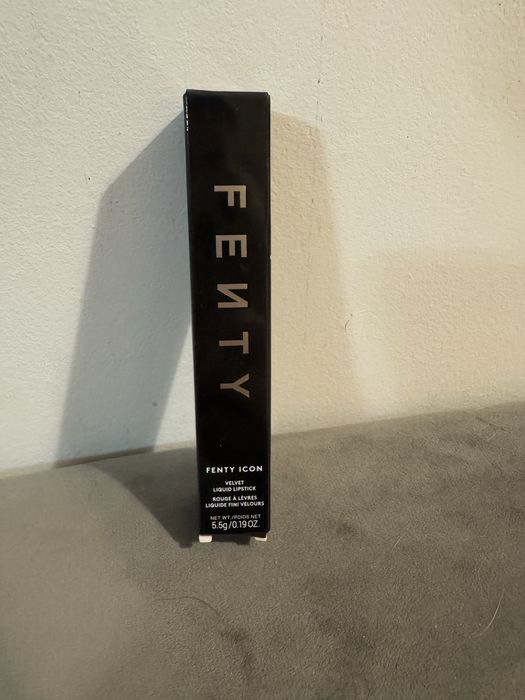 Matowa pomadka Fenty Beauty