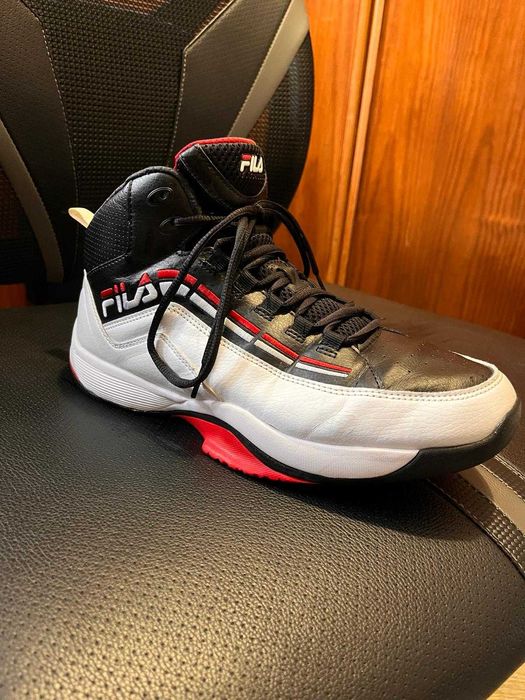 Ténis Basketball FILA (Tamanho 45) com muito pouco uso