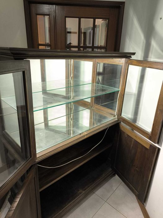 Aparador vitrine