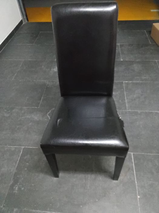 Cadeiras pele sala jantar