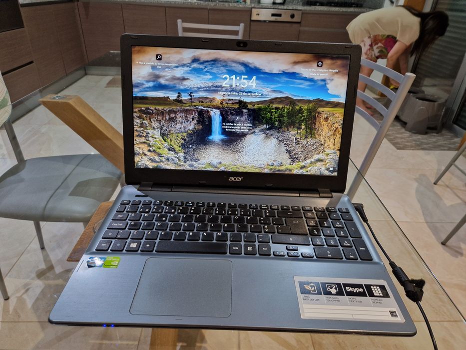 Acer E5-571-531 Series Core i3 4;Geração