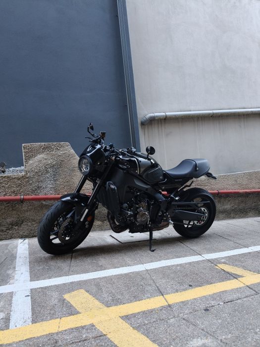 Yamaha XSR 900 midnight black