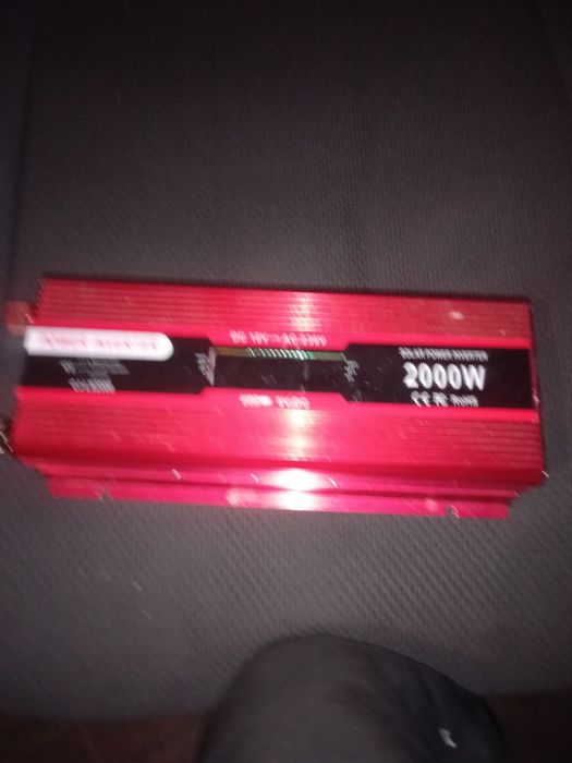 Інвектор перетворювач напруги з 12 на 220