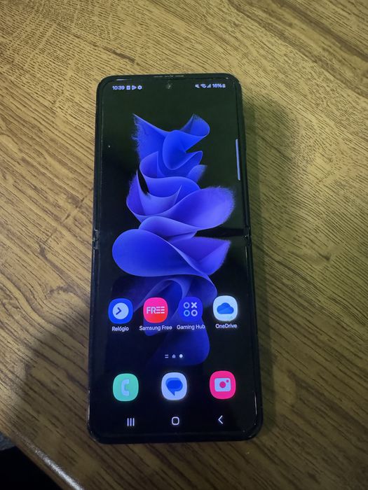 Samsung Galaxy zFlip3 5G
