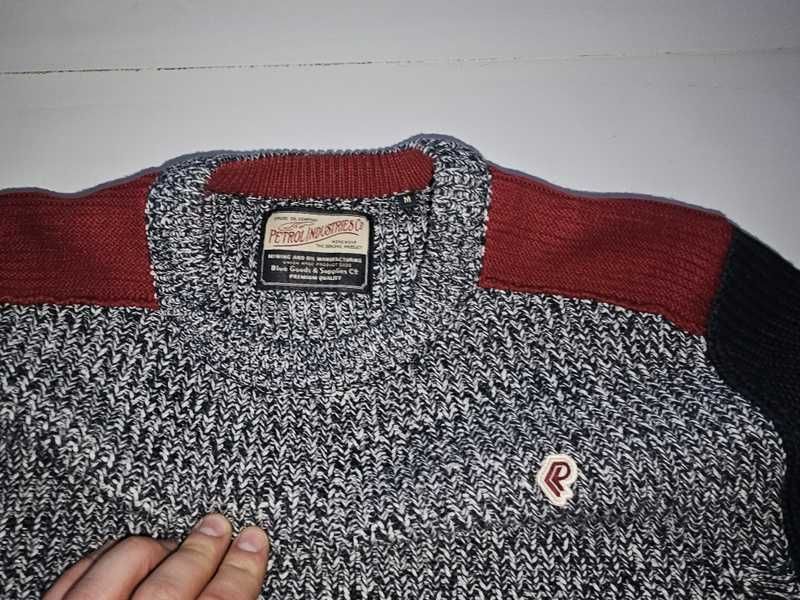 Sweter Petrol Industries M