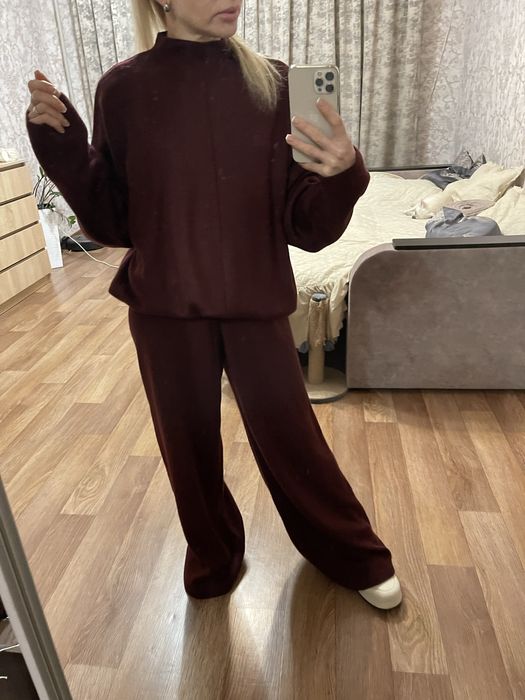 Костюм со шивнами палаццо