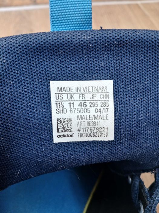 Кросівки Adidas р 45 на 44 (29,5 см) ц 800 гр , орігінал,  б/в