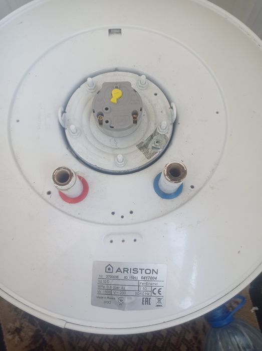 Продам бойлер б/у ARISTON