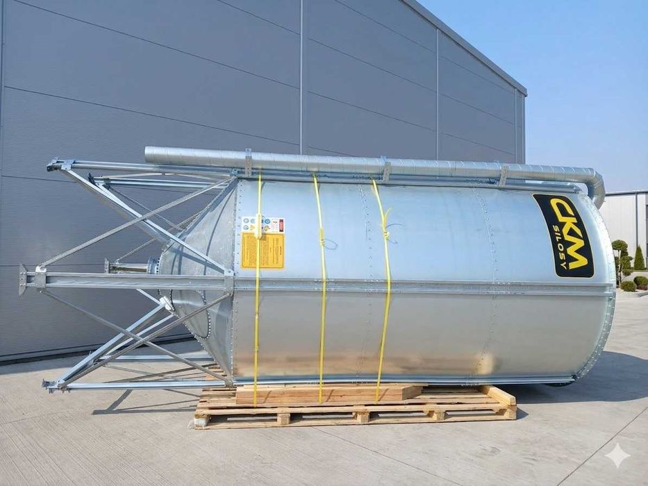 Silos lejowy paszowy CKM 8,7 m3, producent PL - 5,6 ton paszy! Złożony