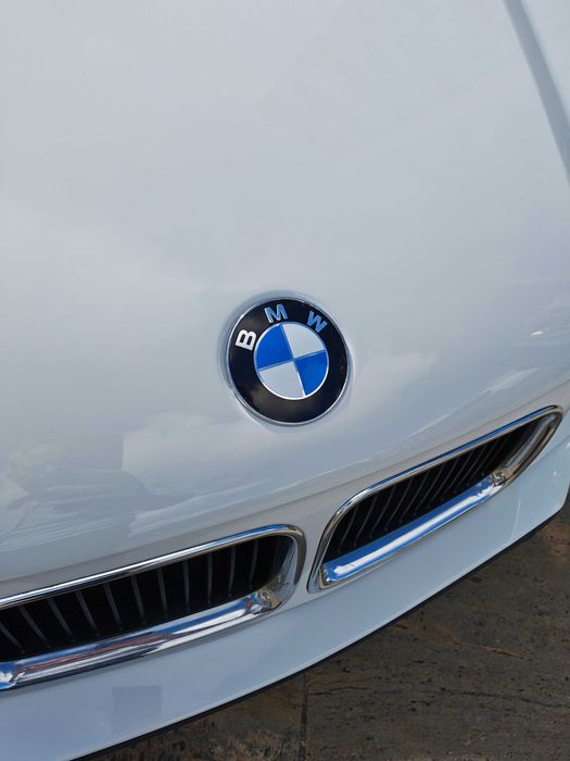 BMW 318 is coupé