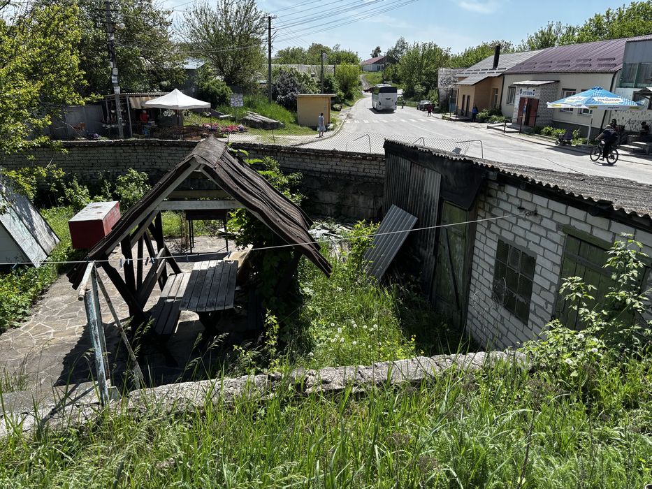 Продам полдома пл. 93м2 в центре пос. Хорошево (20 км от центра Харькова)