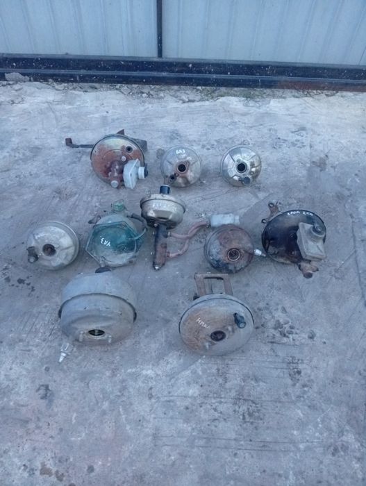 Вакумнний насос вакум ваз жигуль 2101 /2110/2109 Лада уаз волга