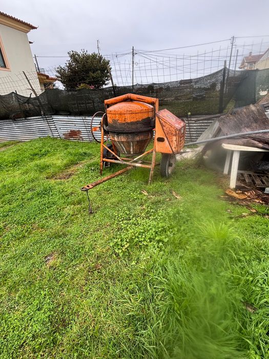 Betoneira 350 litrod