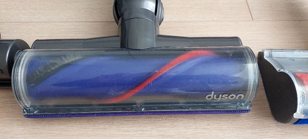 Dyson v10 Absolute