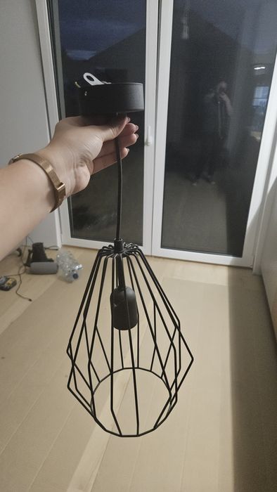 Lampa, żyrandol czarny