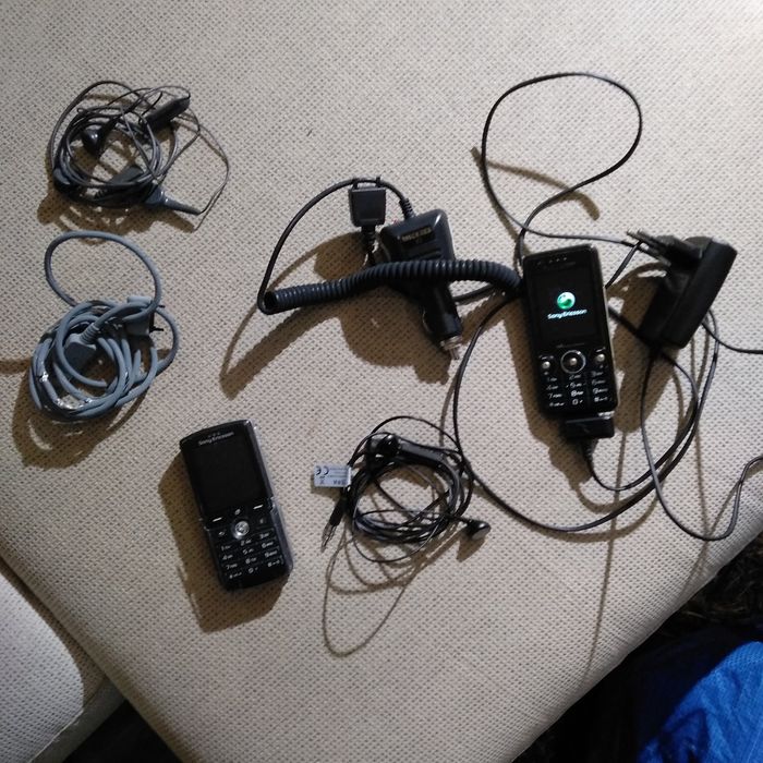 Telemóveis Sony e acessórios