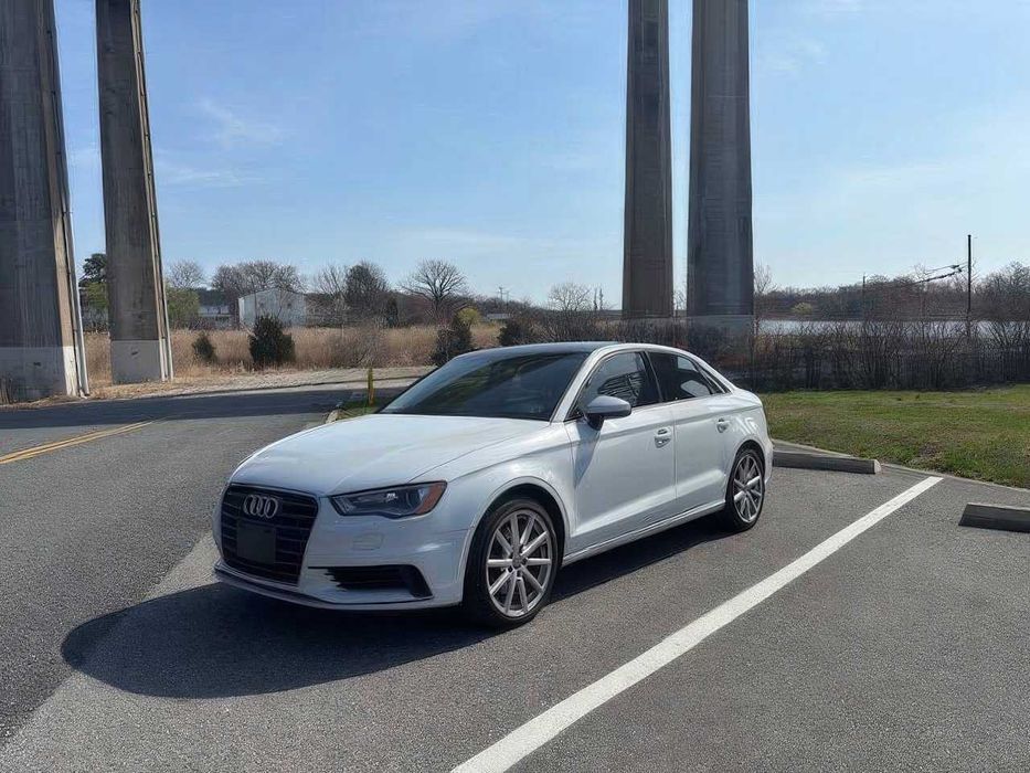 Audi A3 Premium      2015
