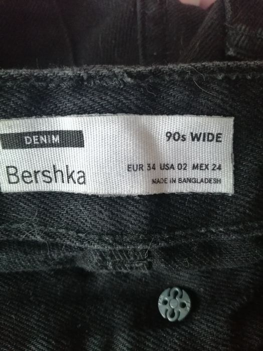Джинси Bershka жіночі