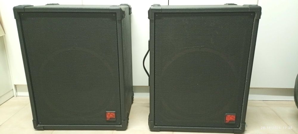 Roland PA Power Mixer + Speakers