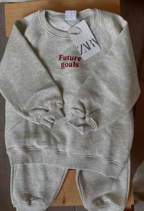 Костюм дитячий ZARA 98 , 116 см Унисекс Полномерный.
