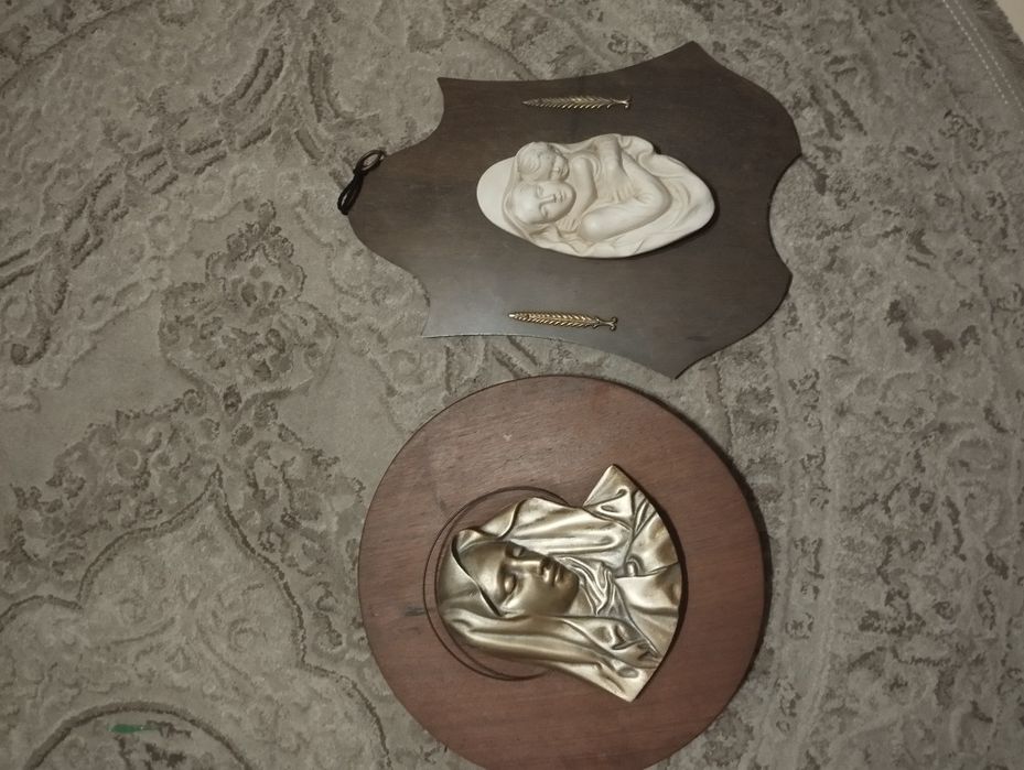 Настінні пано матері та дитини ,Діви Марії