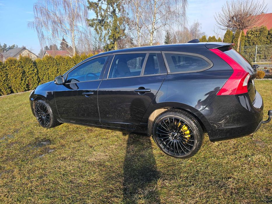 Volvo v60 2.0diesel 190km