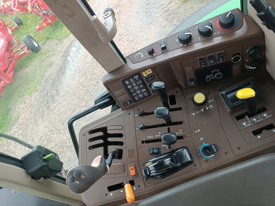 Ciagnik john deere 6820 stan bdb 7200 mtg pneumatyka 50km/h 6920