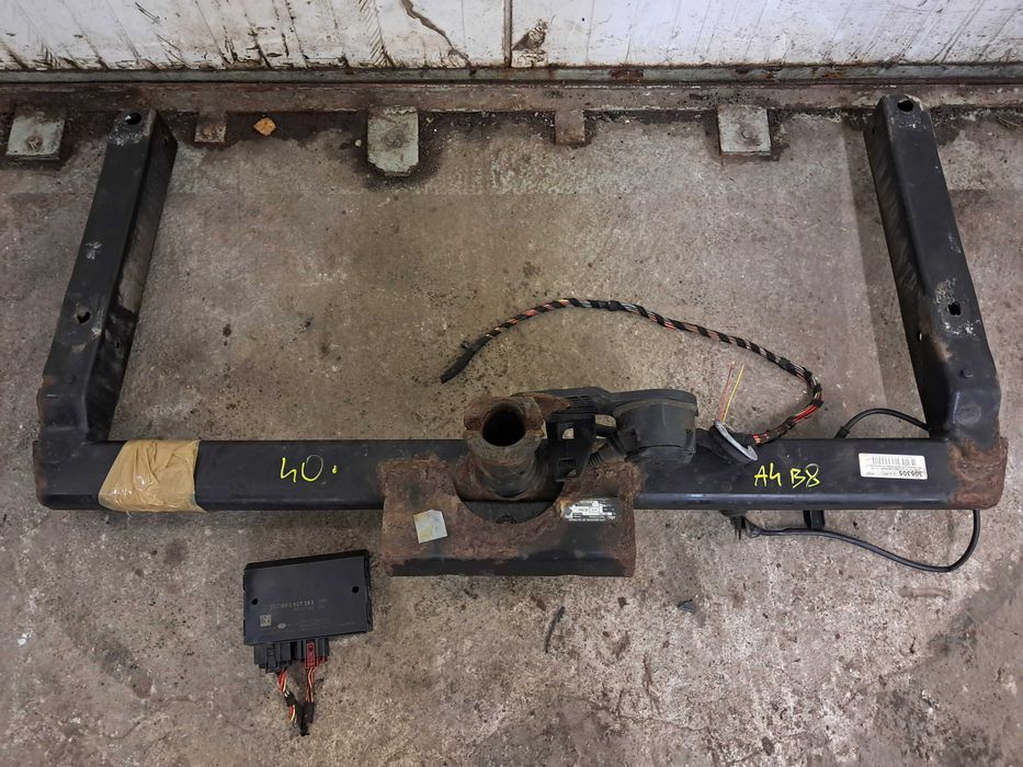 Westfalia 305305 belka hak moduł sterownik Hella AUDI A4 B8 A5 8T