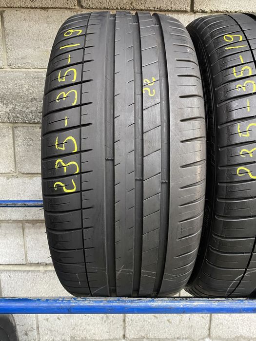 Літні шини 235/35 R19 (91Y) MICHELIN