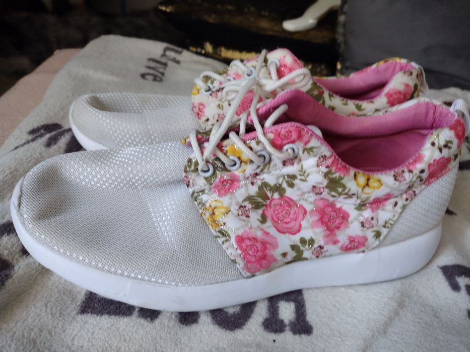Buty sportowe adidasy damskie Zooko