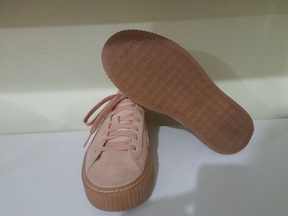 Женские кроссовки Puma Suede Platform Speckled, 38( 24 см)

Источник