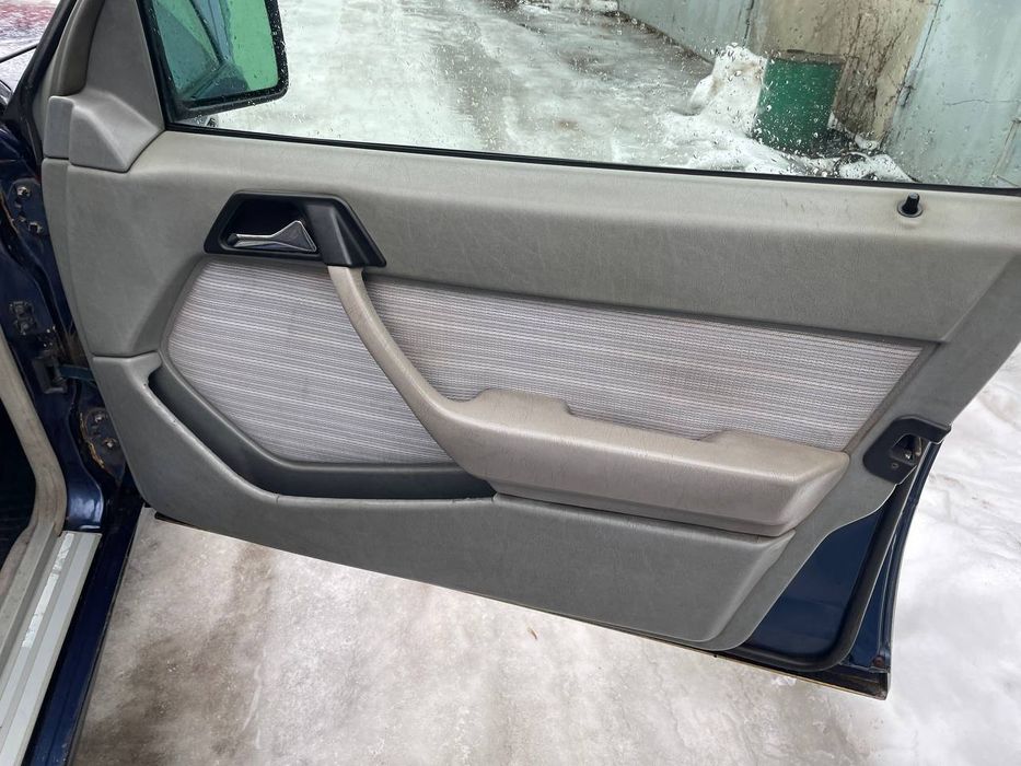 Mercedes 124E класс.Мерседес 124 универсал!