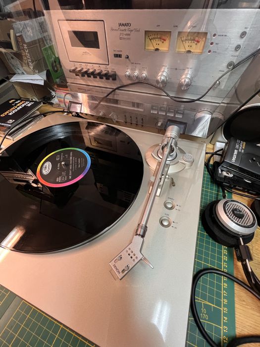 Gramofon Denon DP 300 F