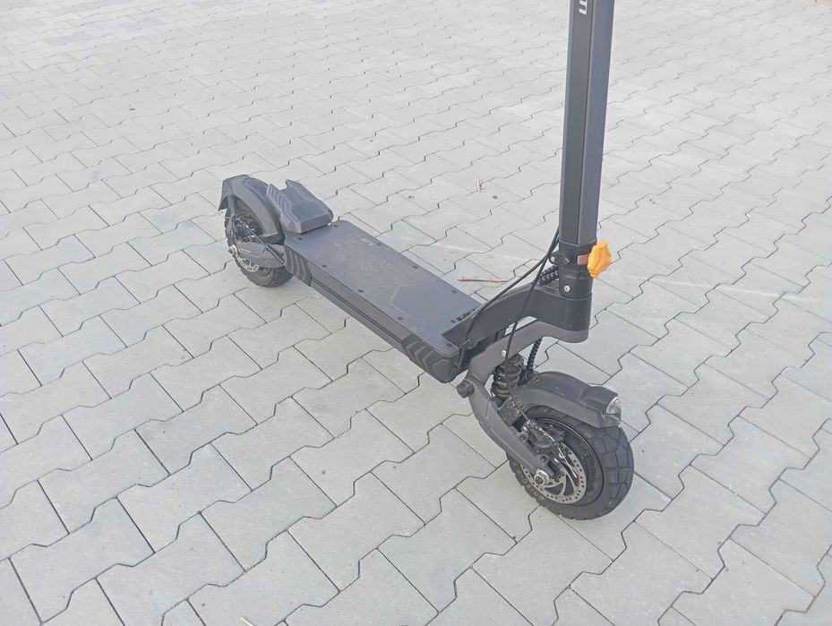 Hulajnoga elektryczna