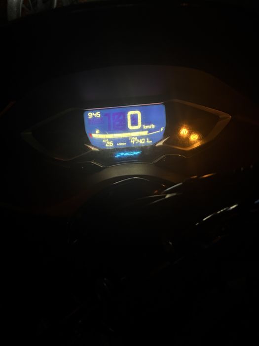 Honda pcx 2023 em otimo estado