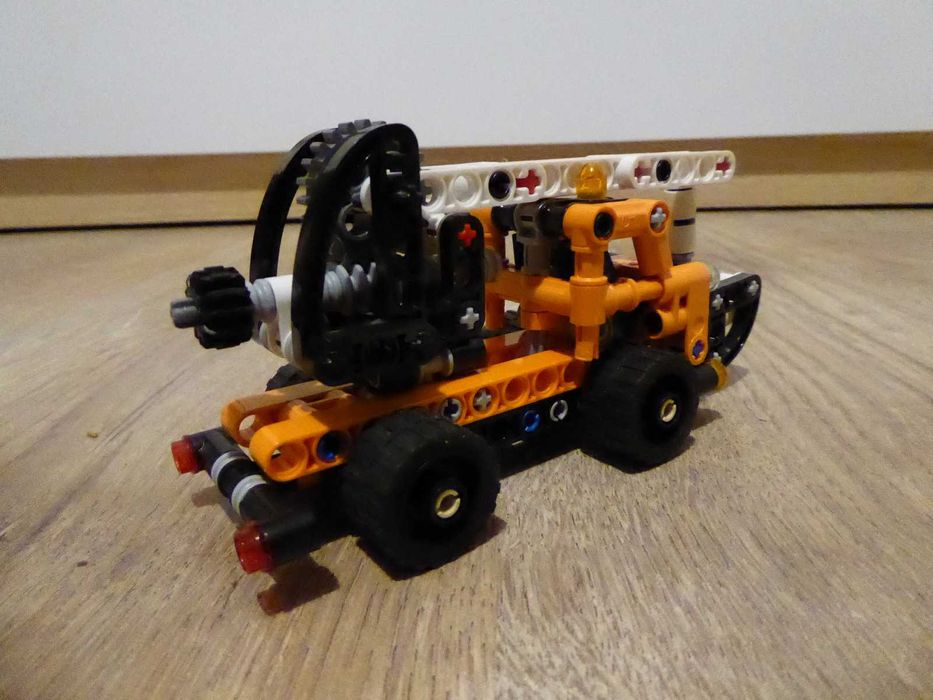 Lego Technic 42088 Dźwig