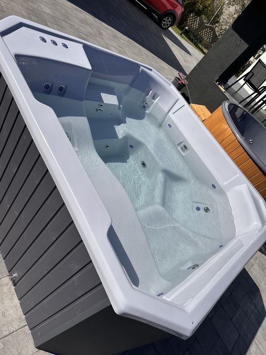 Balia ogrodowa prostokątna, kwadratowa, jacuzzi, bania, hydromasaż