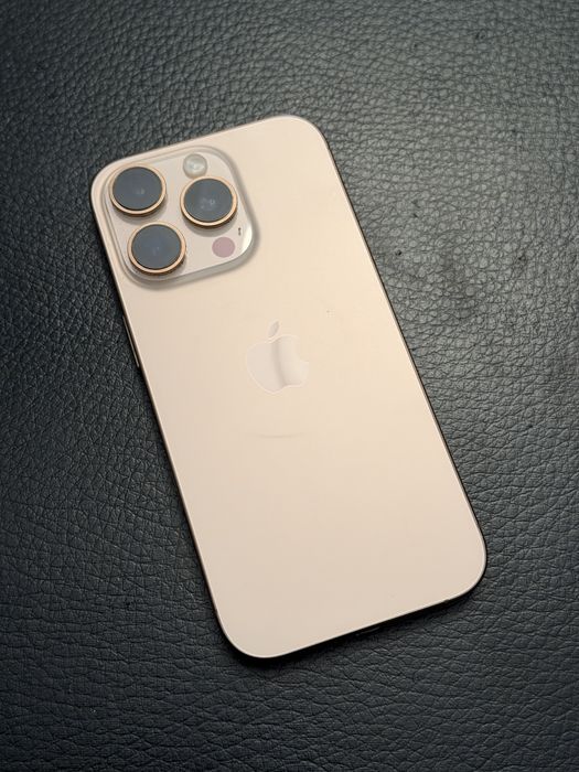 iPhone 16 pro 256 GB zloty