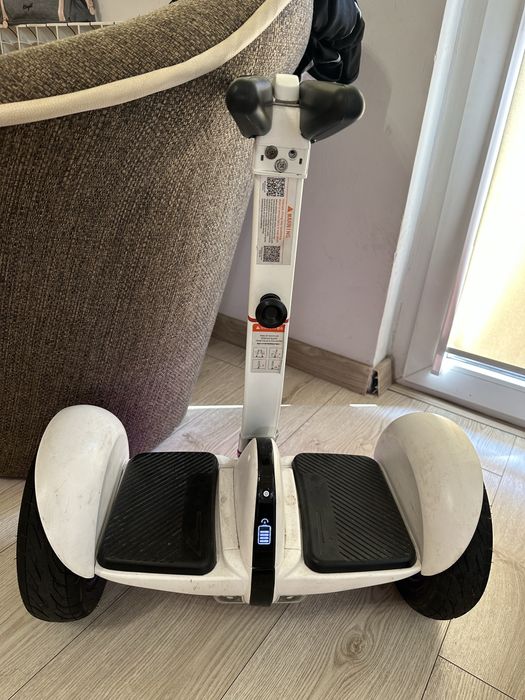 Minisegway (hoverboard) Ninebot Mini Pro.