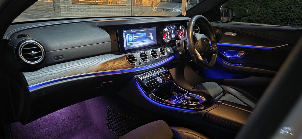Mercedes  e22d w213 matricula inglesa