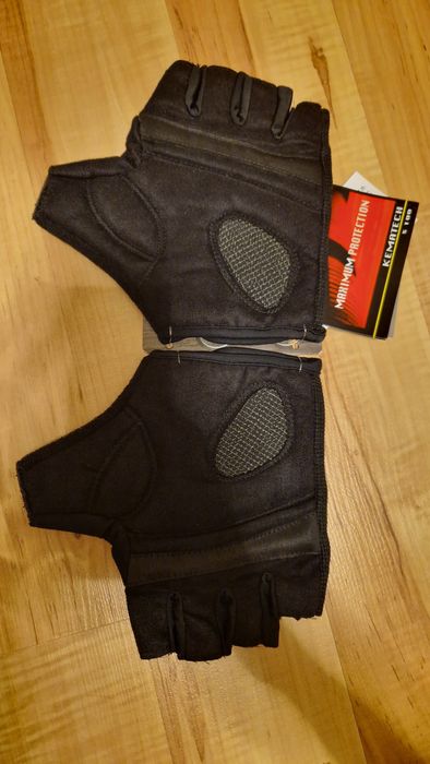Продам велосипедні перчатки.