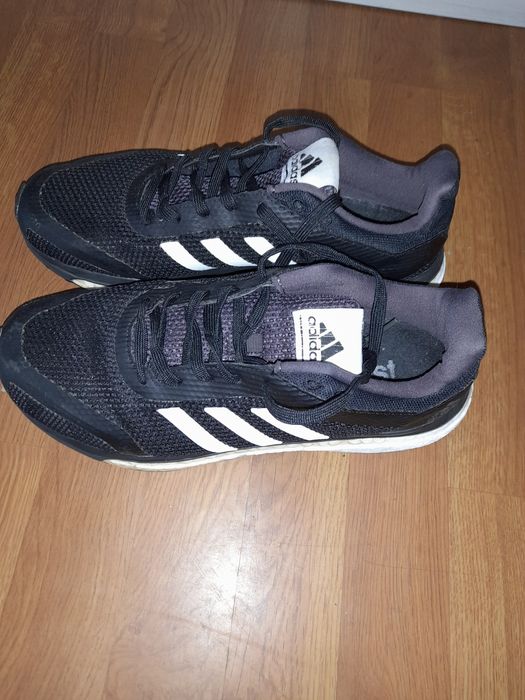 Жіночі кросівки бренду  Adidas 42
